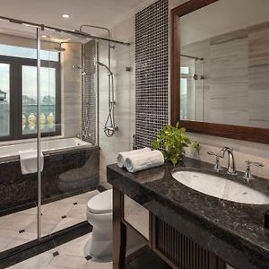 Executive King Room